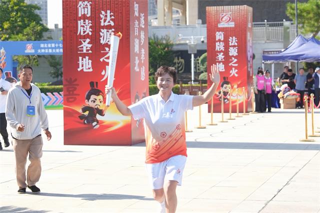 88d50d0edffbdd3943b2484ea780a7ec.jpg
